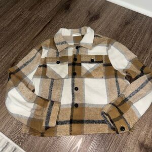 Zeagoo Checkered Shirt Jacket in Tan and Cream